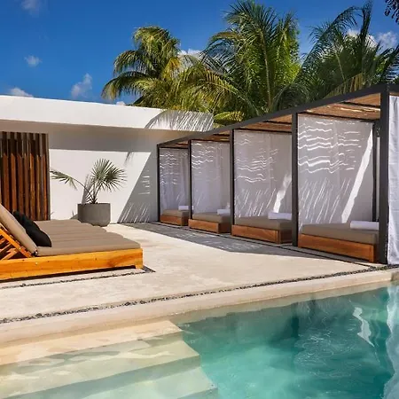 Illa Cozumel Hotel